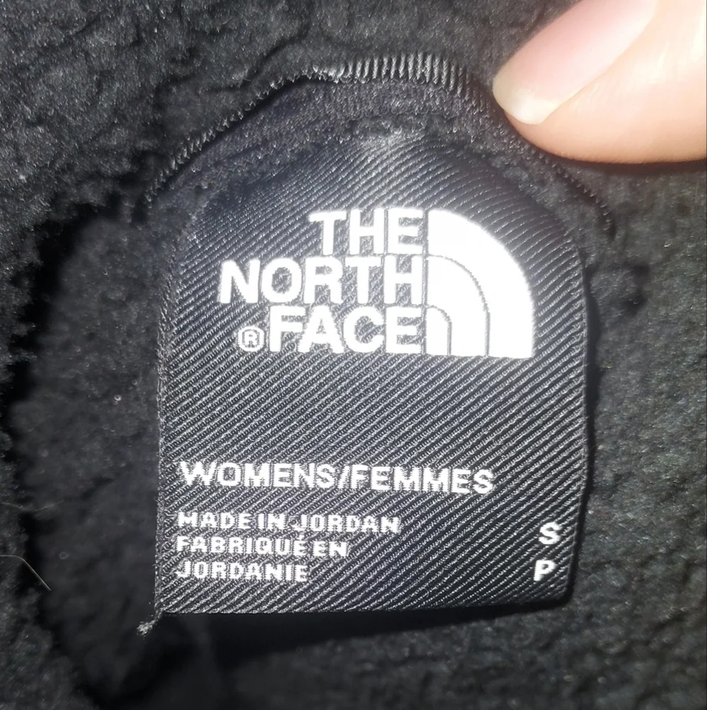 Womans fuzzy fleece NF jacket